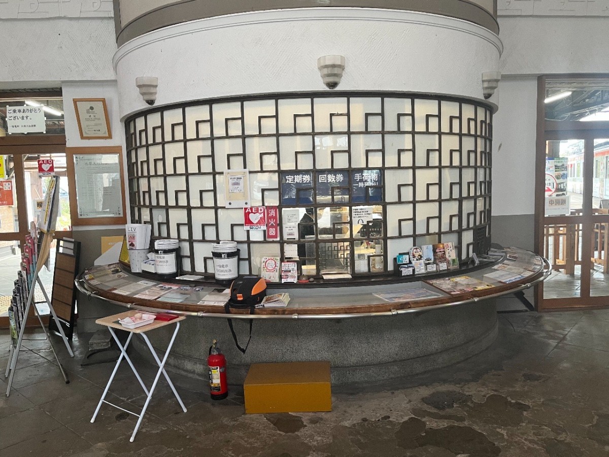 島根県出雲市大社町にある『出雲大社前駅』の窓口