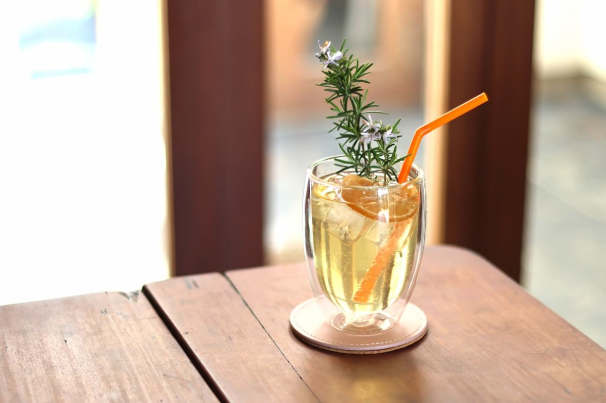 島根県松江市にある『cafe celeste』の「柚子の発酵ソーダ」